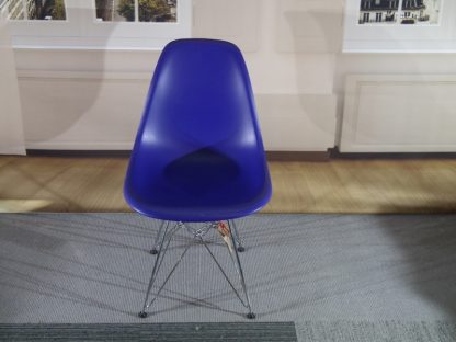 Vitra Blauwe Kunststof Stoel