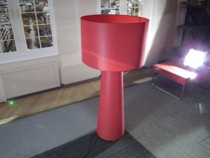Rode staande lamp