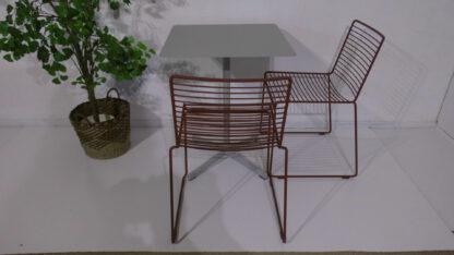 De Hee Dining stoel is ontworpen door Hee Welling voor het Deense label HAY. - Afbeelding 3