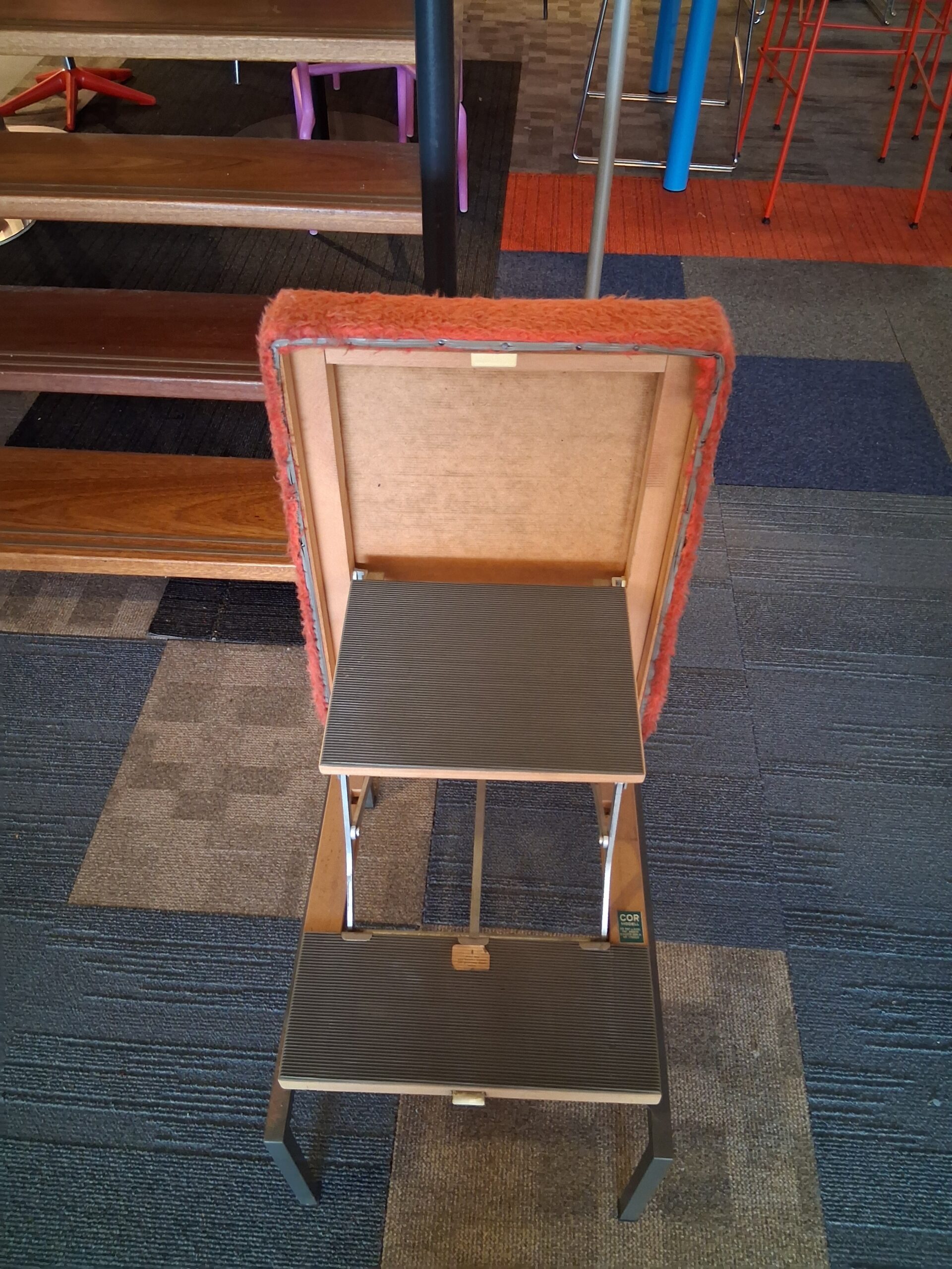 Vintage klap-opstap kruk, COR, jaren 60 - Afbeelding 7